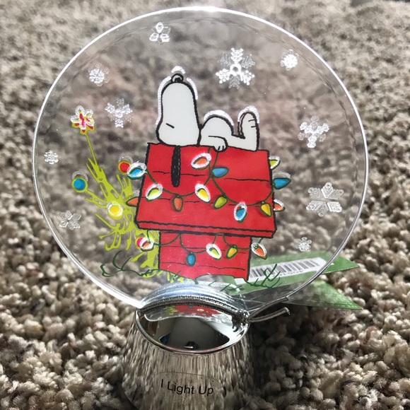 Light up Xmas Snoopy - Picture 2 of 2